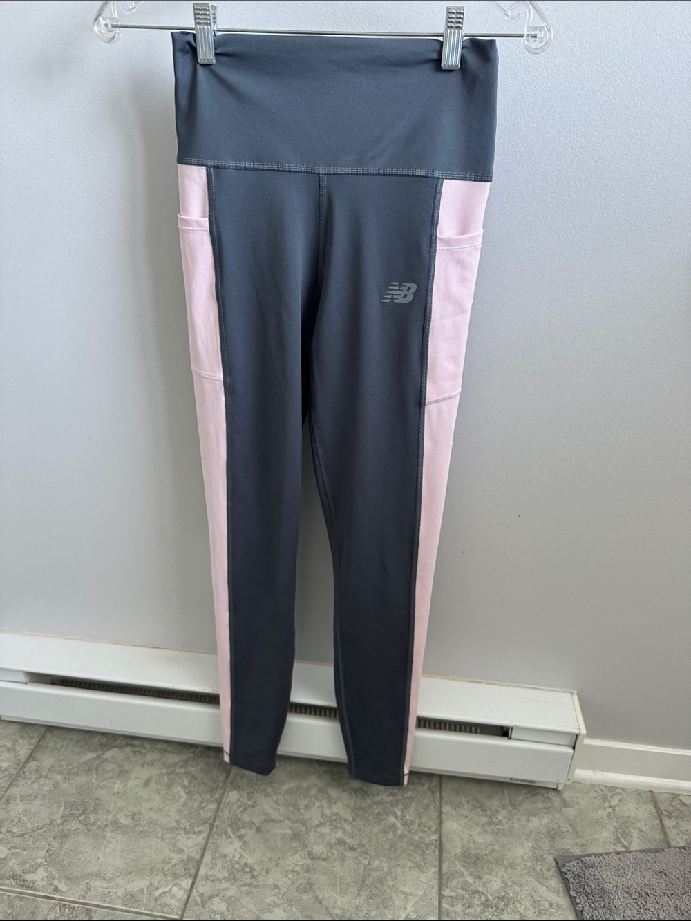 New Balance Gray and Pink Women's High-Rise Athletic Leggings
